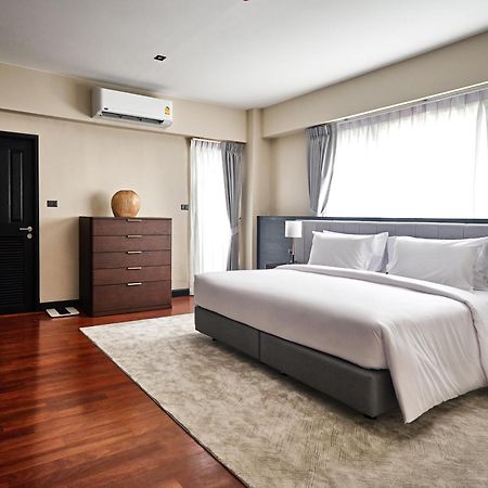 Floral Court Hotel & Residence Sukhumvit 13 Bangkok Bagian luar foto